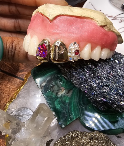 Dentures Tops Only Gold Teeth Diamonds Letter Dentures You Can