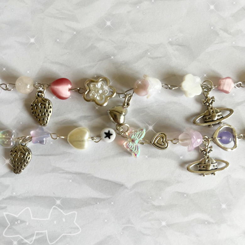 🌙💖Adjustable Parents' Letter Bracelets💜🌼 - Ita✩'s Ko-fi Shop - Ko-fi ❤️  Where creators get support from fans through donations, memberships, shop  sales and more! The original 'Buy Me a Coffee' Page.