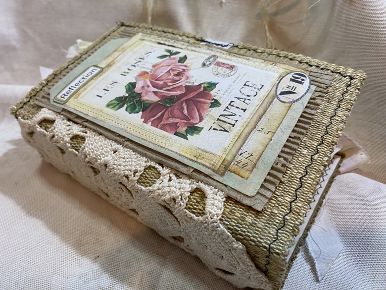 A chunky Vintage junk journal journal Called Reflection FREE SHIPPING OFFER  - Yvonne Prestons Crafty Little corner 's Ko-fi Shop