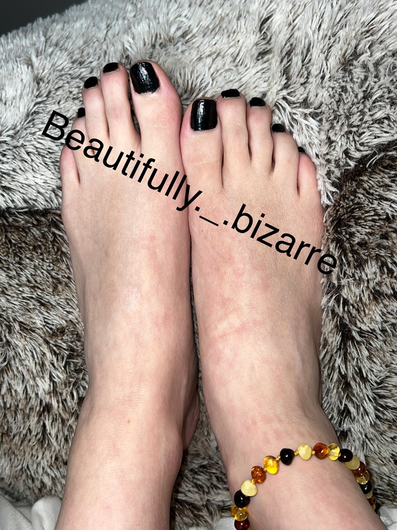 cute painted toes - Lilith's Ko-fi Shop - Ko-fi ❤️ Where creators get  support from fans through donations, memberships, shop sales and more! The  original 'Buy Me a Coffee' Page.