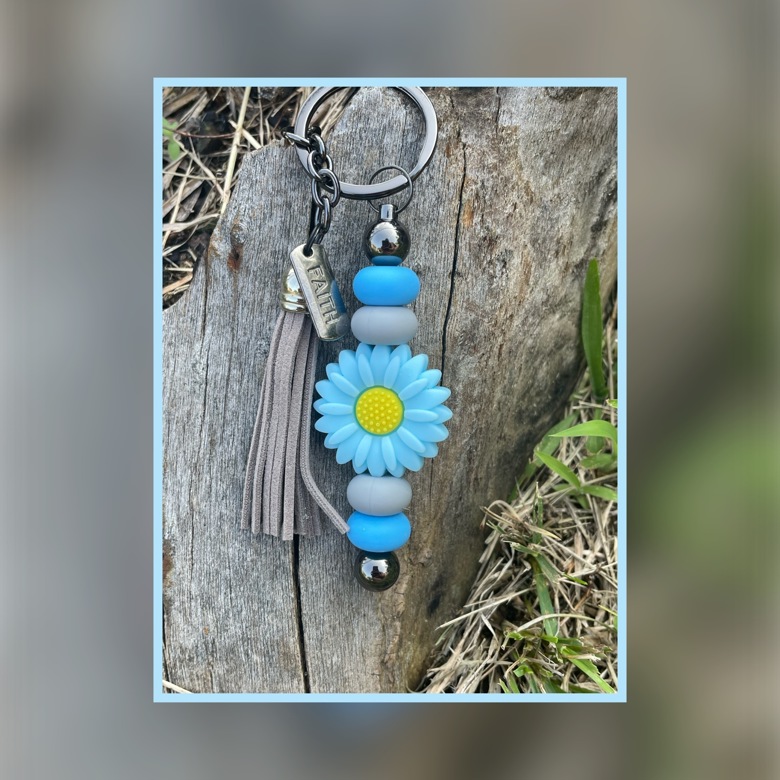 Blue flower key ring