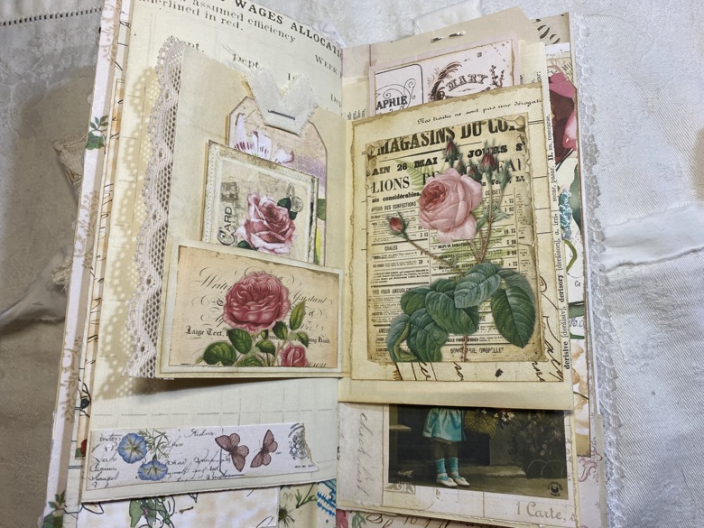 A Journal Called Paper Roses - Yvonne Prestons Crafty Little corner 's ...