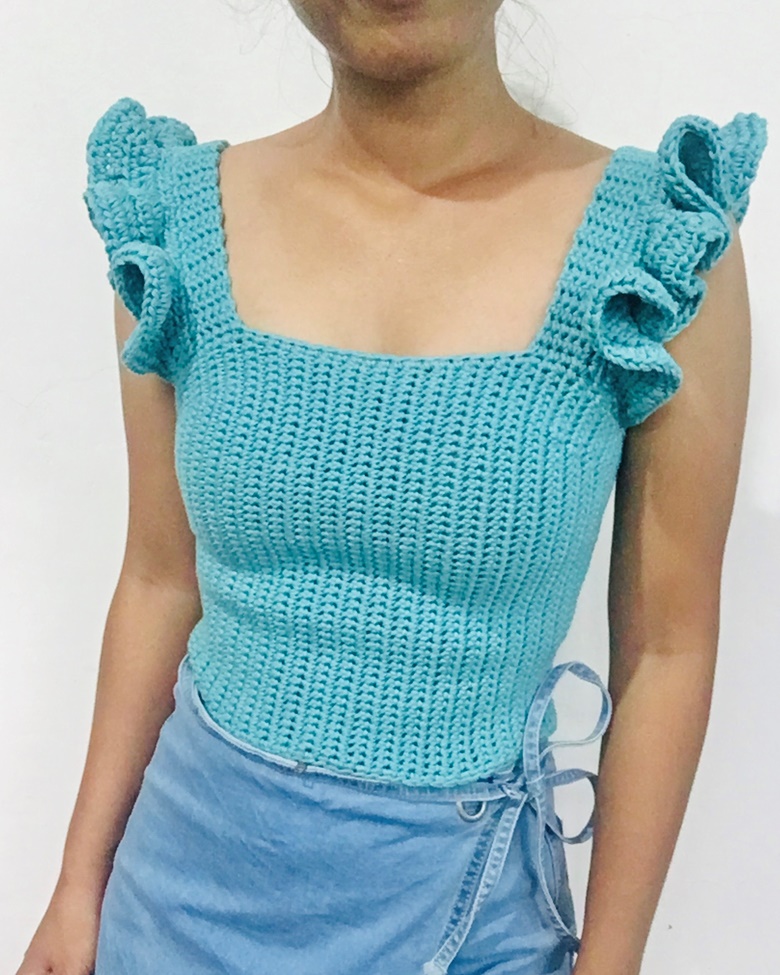 Seiz Ruffle Sleeve Top Pattern - Yarns and Fins's Ko-fi Shop - Ko-fi ️ ...