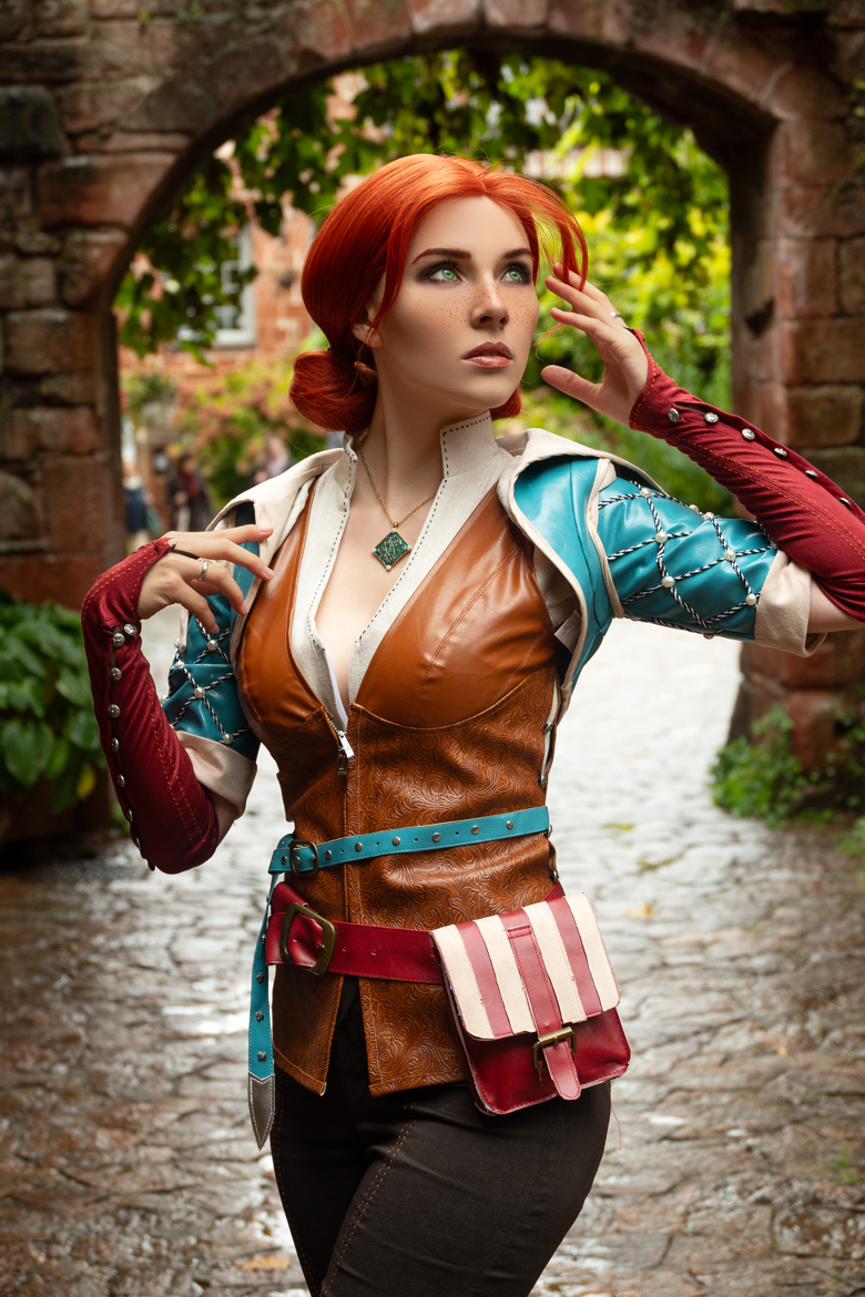 Triss Merigold cosplay COMBO (3 outfits) - 65 photos in HD - Nayra's Ko ...
