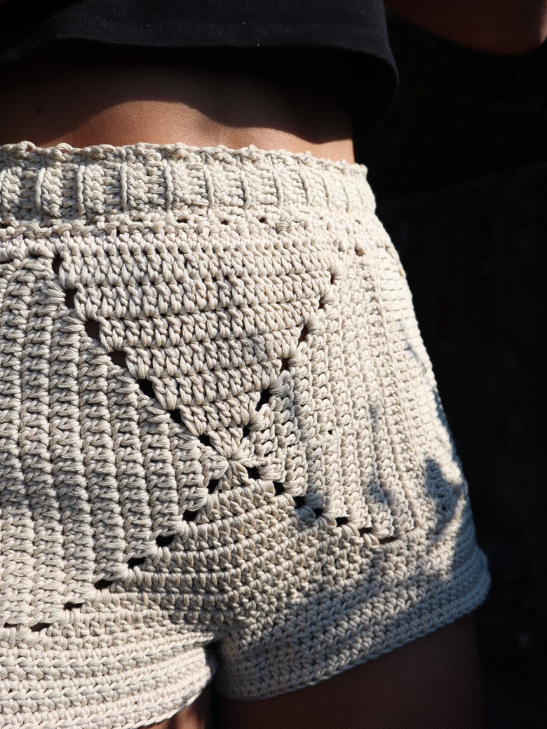 PDF Crochet Pattern: MERMAID BRALETTE - Alethea Handmade's Ko-fi
