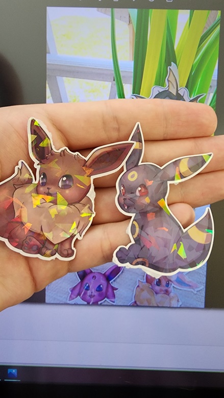 Eevee & Vaporeon Pokémon Pins (2-Pack)