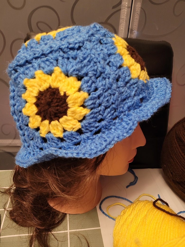 Blue Crochet Bucket Hat – Soraya Hennessy