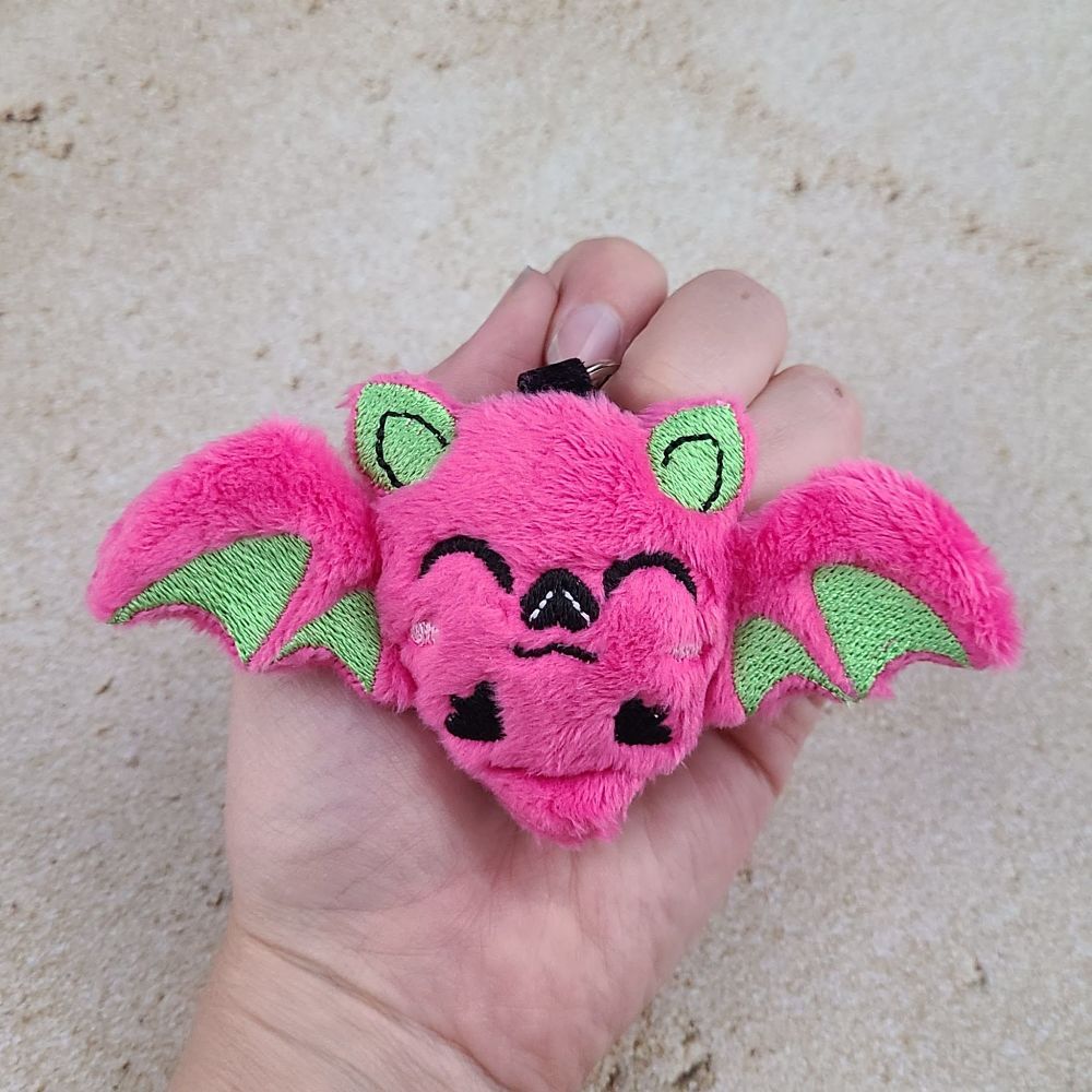 Kawaii Bat Plush Charm - Dragon's Eye Designs's Ko-fi Shop - Ko-fi ️ ...