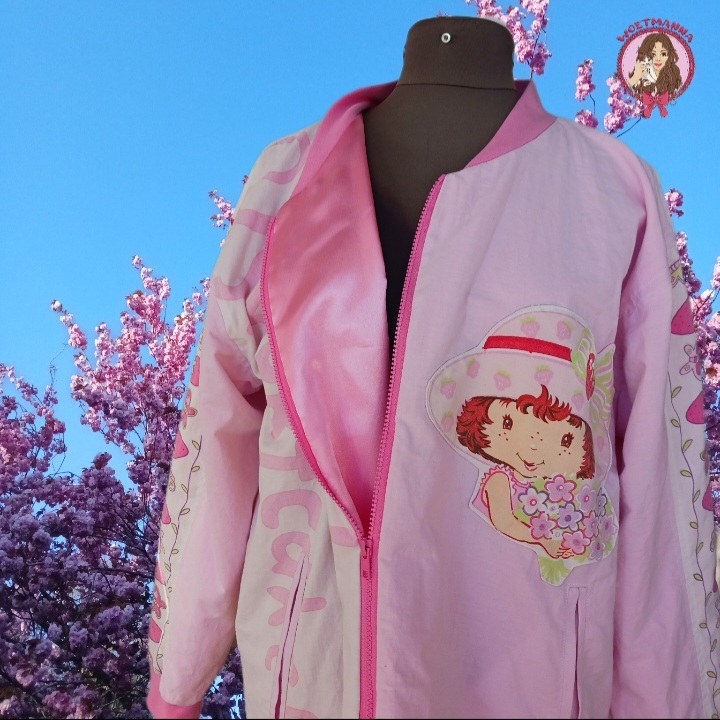 Move Windbreaker - Strawberry Soda/Pink Sugar