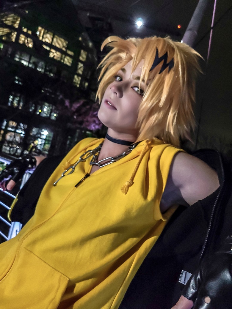Denki cosplay