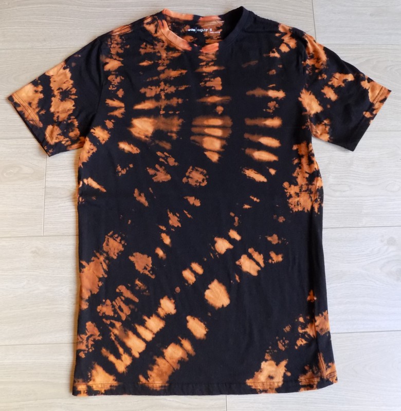 Tiger Striped Bleach Dyed Black Tee - Small - amandink's Ko-fi Shop ...