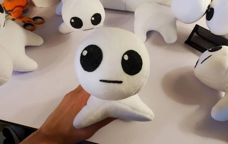 TBH White YIPPEE Creature Plush [8 Inch] - DayLikesCookies's Ko-fi Shop