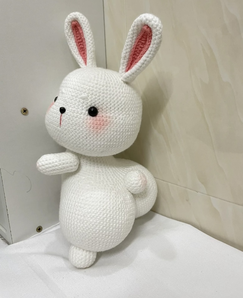 Big Butt Rabbit - Meliora Crochet's Ko-fi Shop