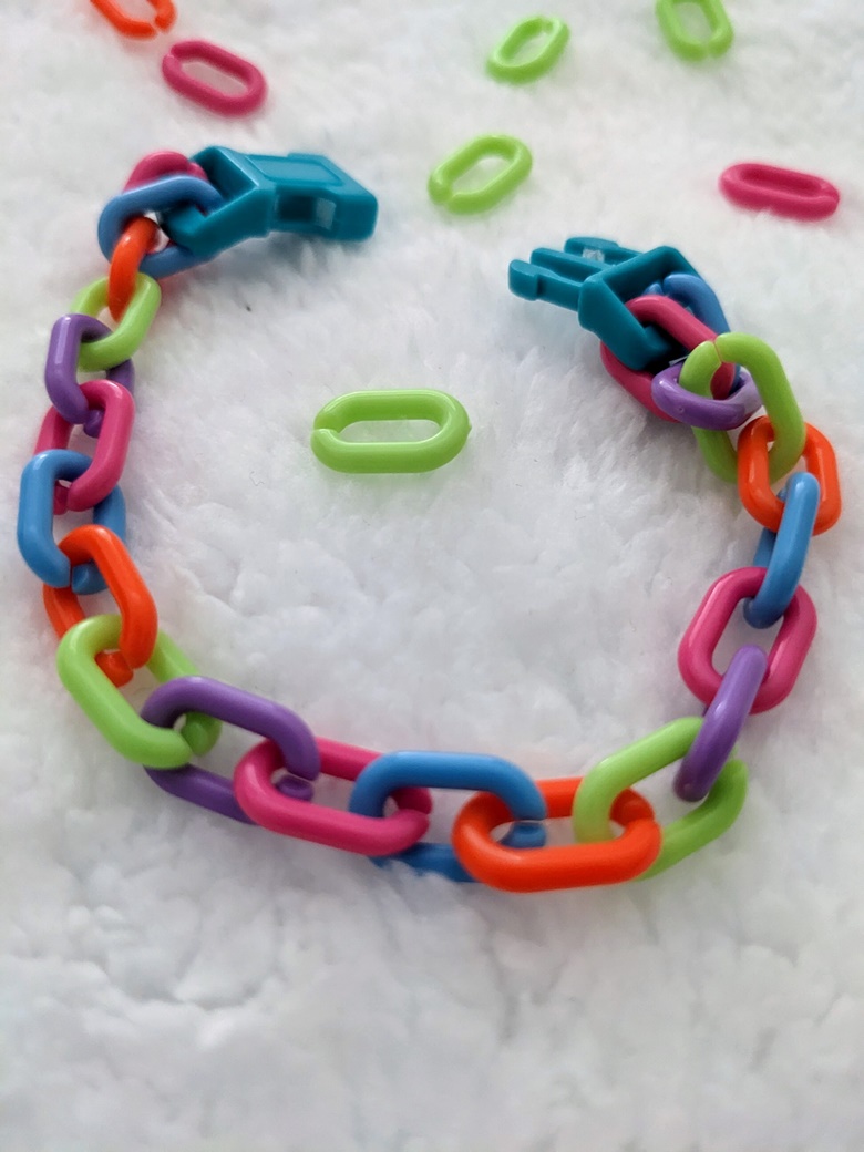 Large Plastic Chain Bracelet DIY