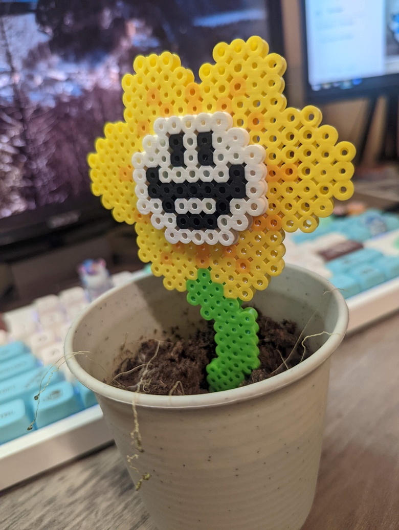 Flowey The Flower Perler Bead Pattern / Bead Sprite - Undertale