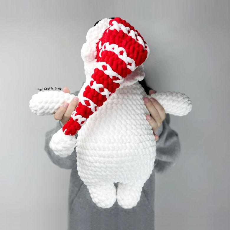 Christmas Polar Bear Crochet Kit