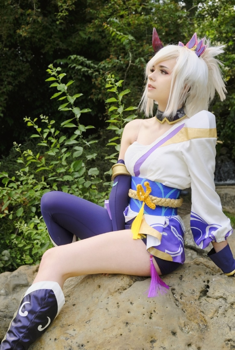 League of  Riven Cosplay