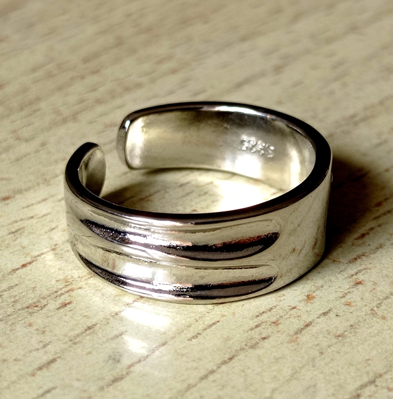 Punkrock Float Shine Silver Ring Unique Rare For Men And Women Amazing ...