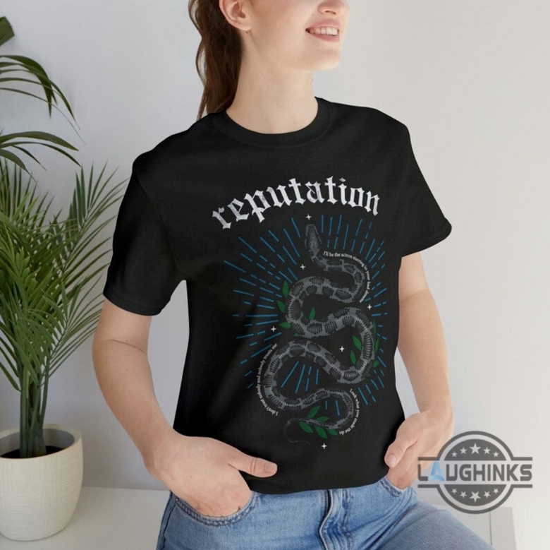The best 'reputation' merchandise to buy on Taylor Swift's tour.