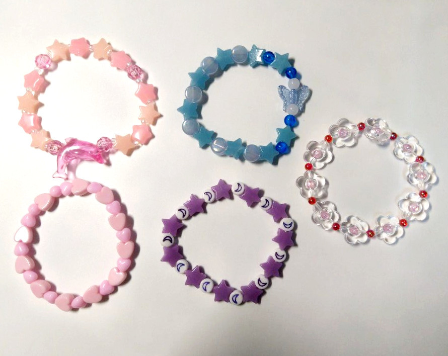 人気を誇る bracelets handmade 2024 #37 moons and stars whimsical その他