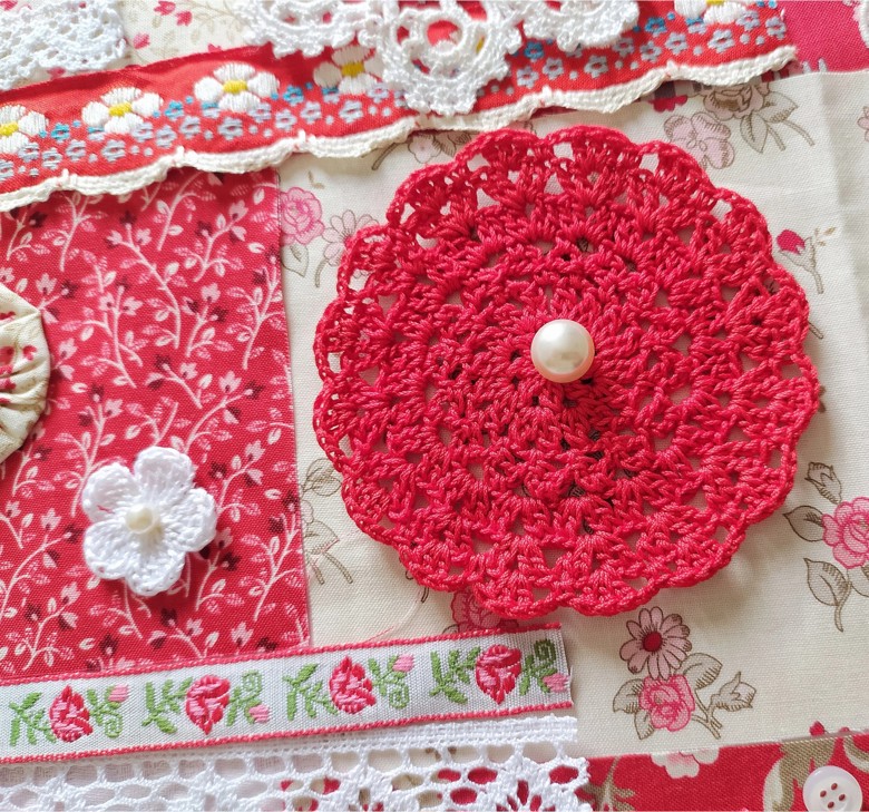 slow-stitch-kit-ispiration-red-and-white-color-junk-journal-kit