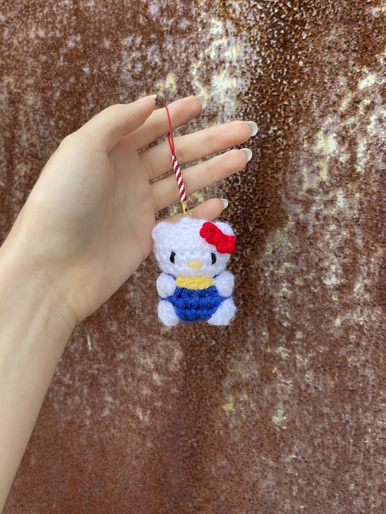 matching cat mini plush keychains - bonito mochi's Ko-fi Shop