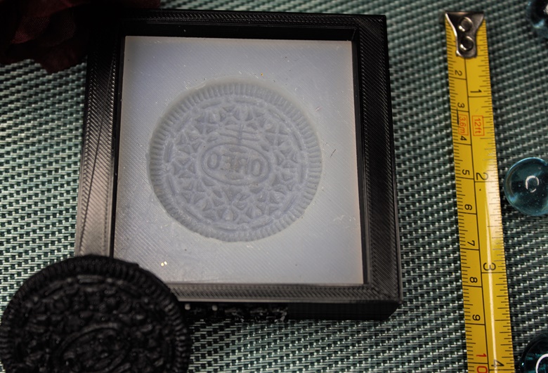 Oreo Mold resin food decor, soap making - EyeofGarnet's Ko-fi Shop - Ko-fi  ❤️ Where creators get support from fans through donations, memberships,  shop sales and more! The original 'Buy Me a
