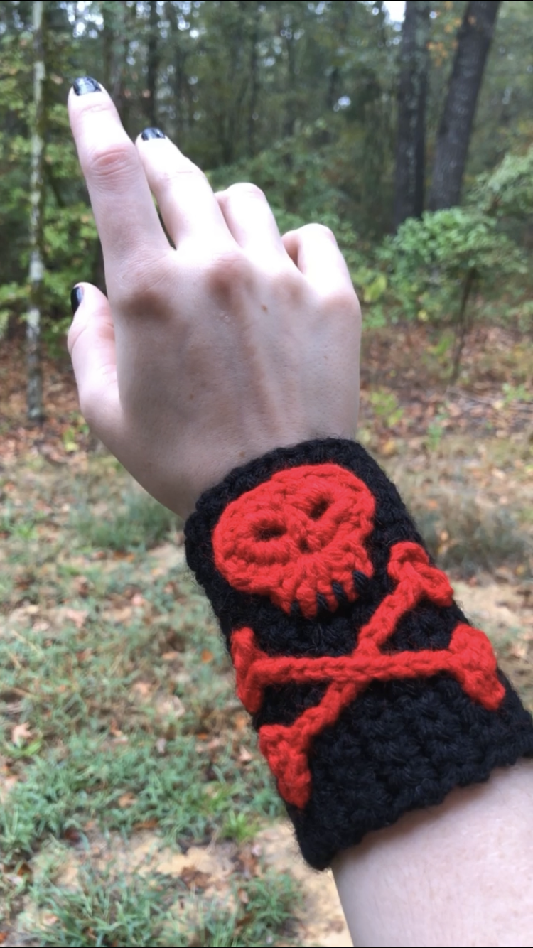 Crochet 2024 skull bracelet