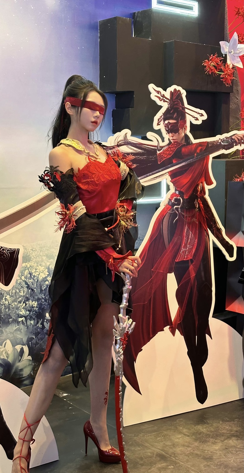 Naraka costume - Miki Natsumi's Ko-fi Shop