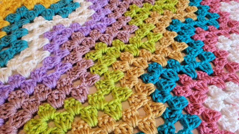 Free Pattern: Granny Chevron Blanket - Crochet Me Lovely's Ko-fi Shop ...