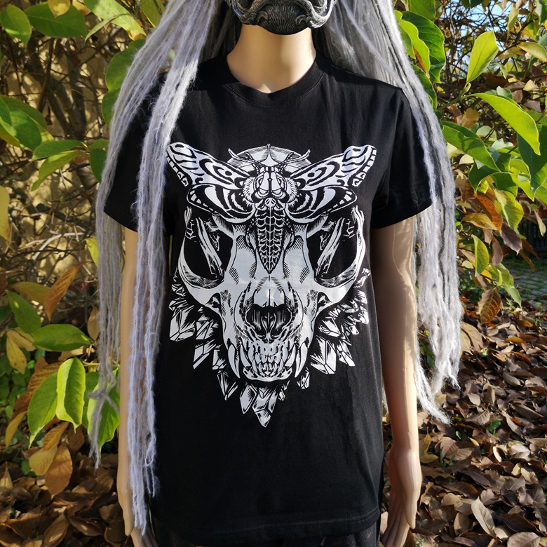 Cat skull hotsell t shirt