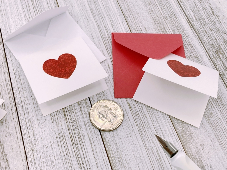 2 x 2 Red Heart Fold Cards for Valentine's Day Notes and Gifts - Heart  Street Handmade's Ko-fi Shop