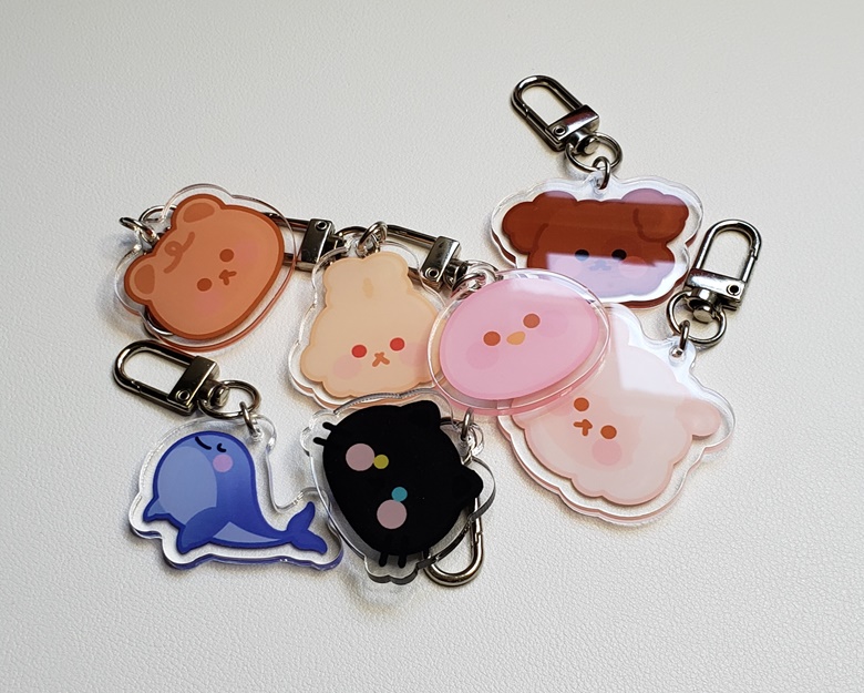 FFBF00 Friends Keychains - Ambee's Ko-fi Shop - Ko-fi ️ Where creators ...