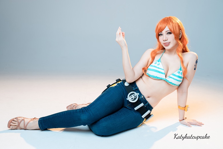 Sharing my Nami Cosplay (katykatcupcake)! Made/modified the belt