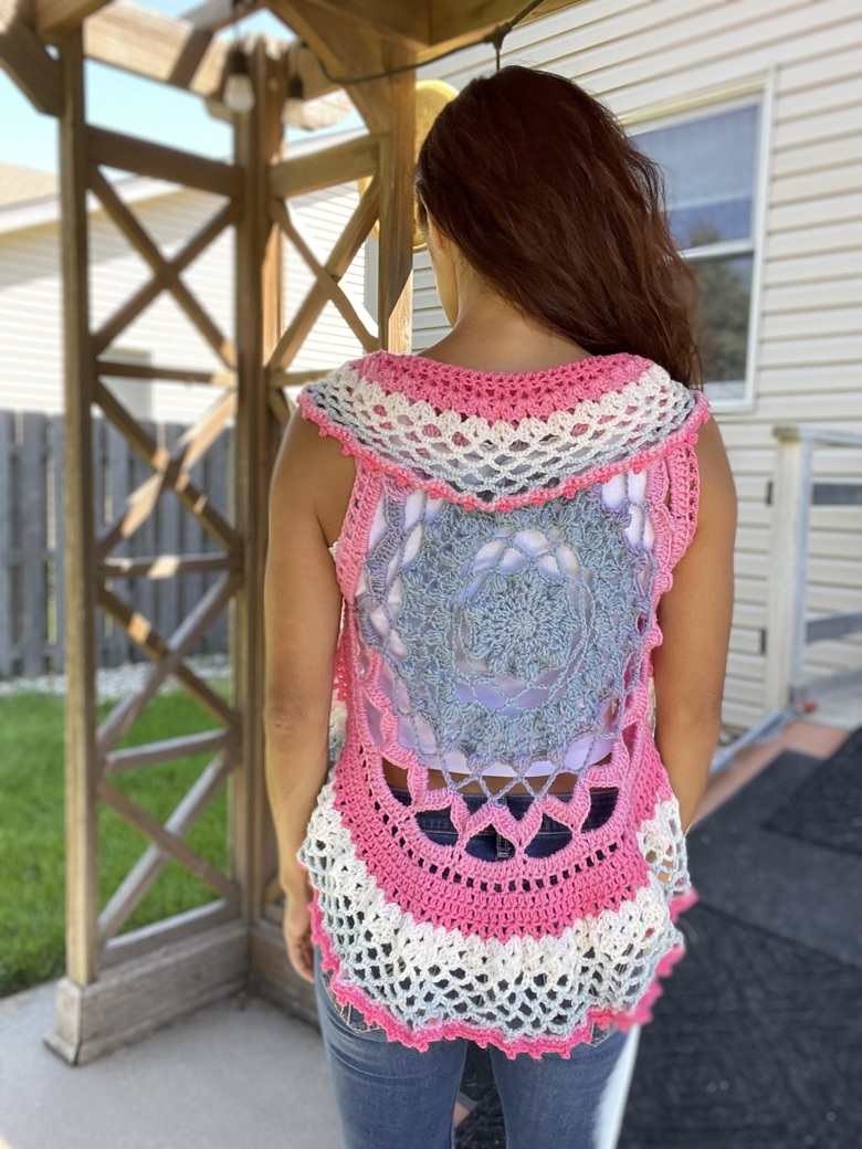 Pink Mandala ruffle crochet vest - momopot75's Ko-fi Shop - Ko-fi ️ ...