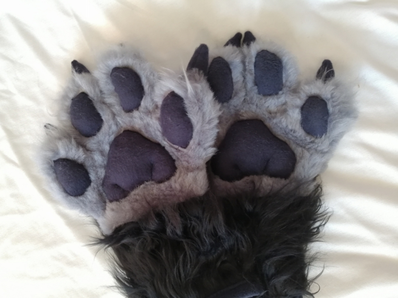 Fursuit Paws shops