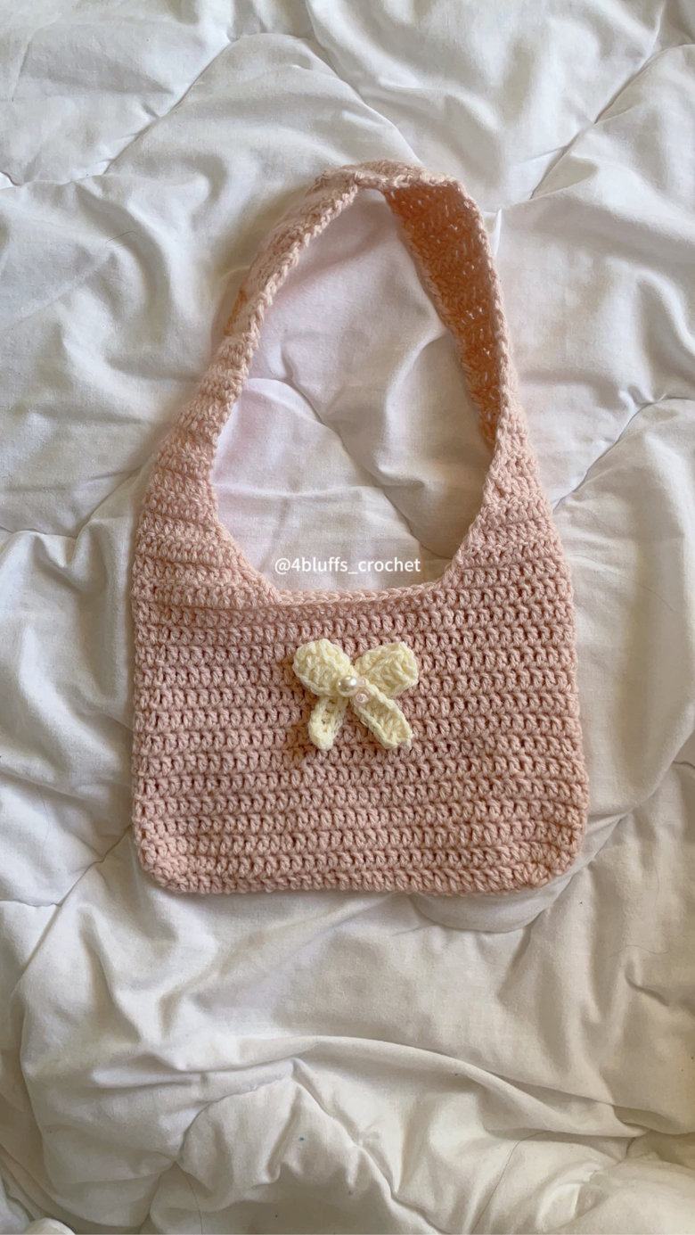 Bow Bag [ PATTERN ] - 4bluffscrochet's Ko-fi Shop - Ko-fi ️ Where ...