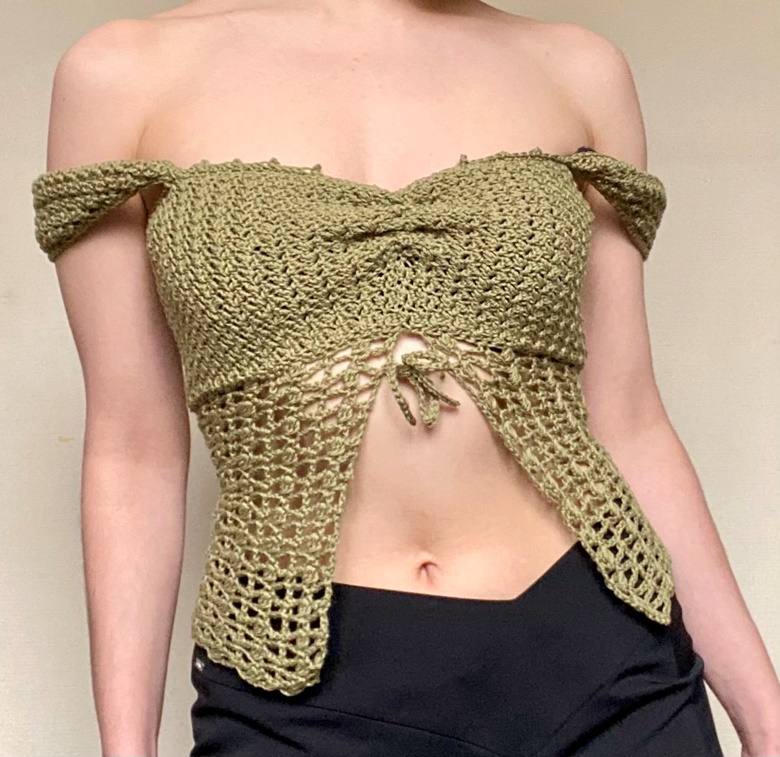 GLORIA crop top _ C32 Crochet pattern by Akari Crochet Patterns