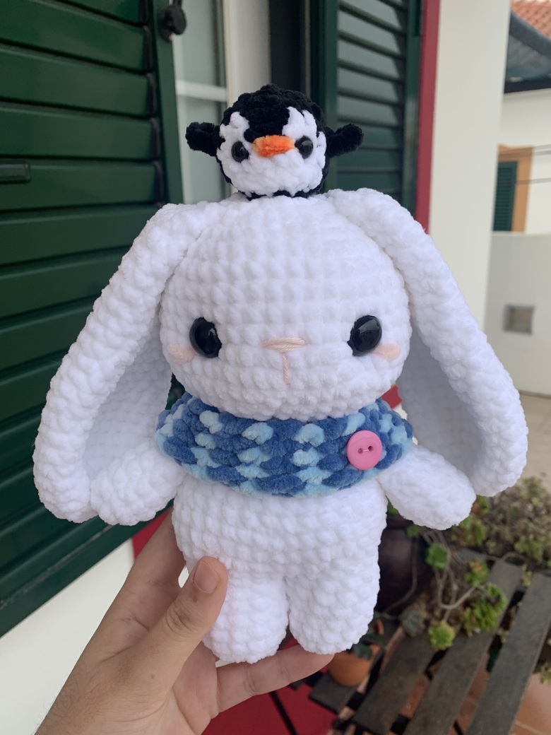 Artist bunny crochet plushie - cuteelittlecreations's Ko-fi Shop