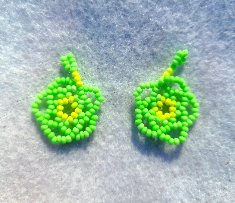 Handmade Neon Flower Beadwork Earrings Green Uli Ks Ko Fi Shop Ko Fi ️ Where Creators Get 1230