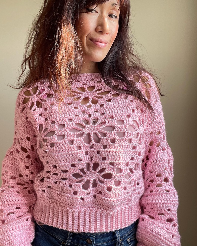 Pink Flower Crochet Sweater - momopot75's Ko-fi Shop