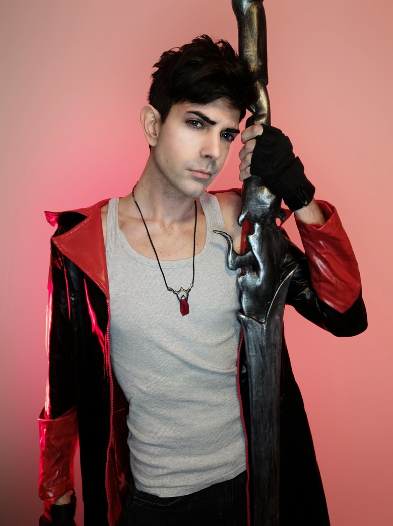 Devil May Cry 5 DMC Dante Cosplay Costume for Sale