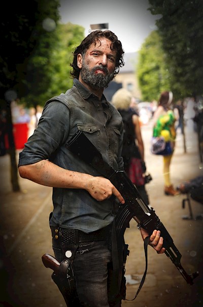 @oneicosplay as Rick Grimes