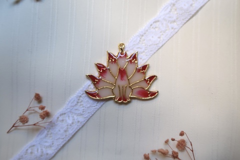 White and red kitsune necklace - handmade with resin - FireflyMoonShop ...