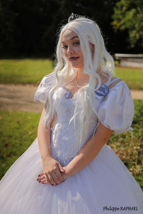 White Queen Print - Linupix Cosplay's Ko-fi Shop - Ko-fi ️ Where ...