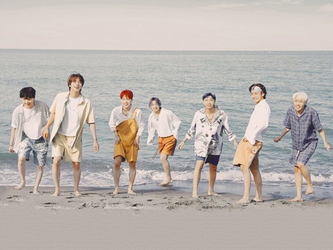 BTS ON THE BEACH - 8%'s Ko-fi Shop - Ko-fi ️ Where creators get support ...