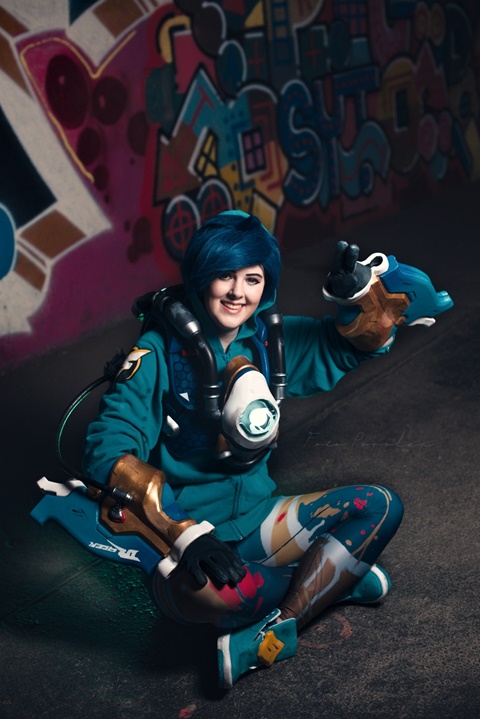 Overwatch Tracer Costume Graffiti Skin