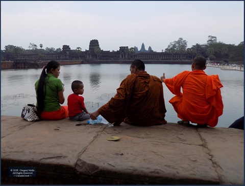 Angkor Wat Contemplation 20180201_175304 DSCN2323