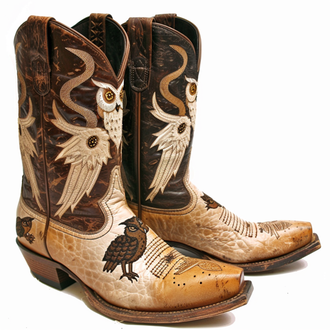 Colección de botas cowboy con estampados de búhos 