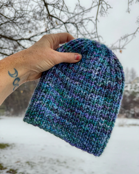 The Bluster Beanie Knitting Pattern